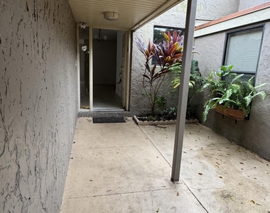 802 Saint Andrews Road - Photo Thumbnail 5