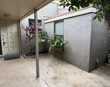802 Saint Andrews Road - Photo Thumbnail 6