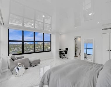 2500 Parkview Drive - Photo Thumbnail 26