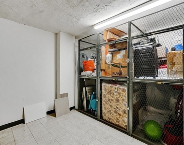 2500 Parkview Drive - Photo Thumbnail 37