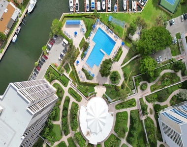 2500 Parkview Drive - Photo Thumbnail 49
