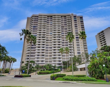 2500 Parkview Drive - Photo Thumbnail 41