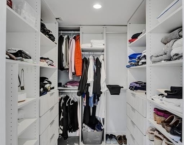 2500 Parkview Drive - Photo Thumbnail 24