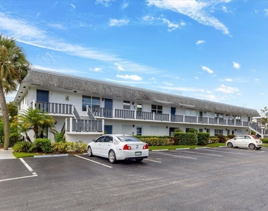 2929 Se Ocean Boulevard - Photo Thumbnail 24