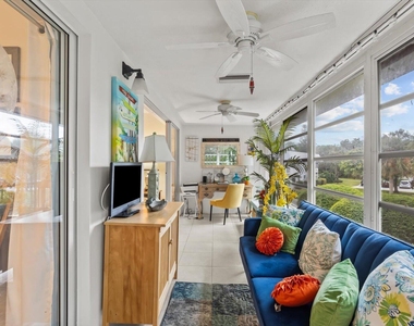2929 Se Ocean Boulevard - Photo Thumbnail 21