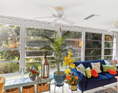 2929 Se Ocean Boulevard - Photo Thumbnail 22