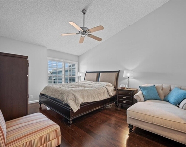 621 Ocean Dunes Circle - Photo Thumbnail 19