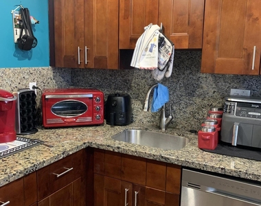 7887 Golf Cir Drive - Photo Thumbnail 10