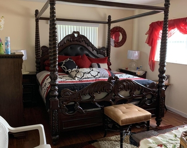 7887 Golf Cir Drive - Photo Thumbnail 11