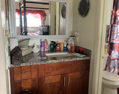 7887 Golf Cir Drive - Photo Thumbnail 13