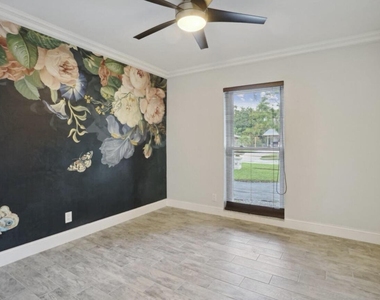 603 Se 7th Avenue - Photo Thumbnail 14