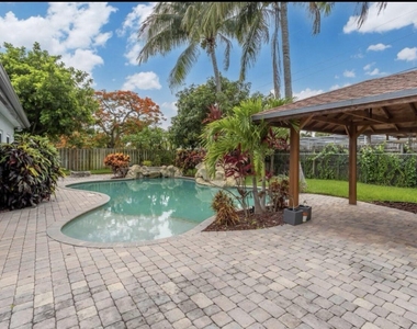 603 Se 7th Avenue - Photo Thumbnail 21