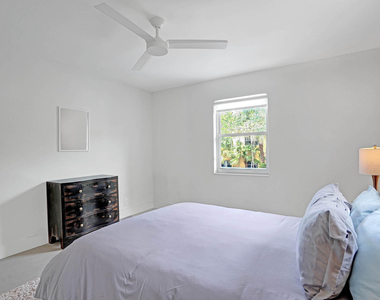 625 Ne 13th Avenue - Photo Thumbnail 2