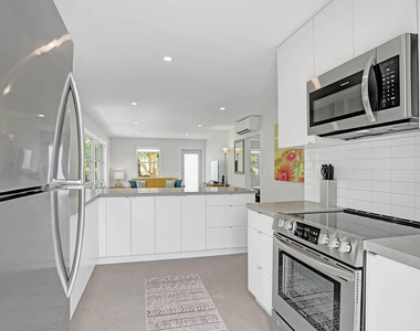 625 Ne 13th Avenue - Photo Thumbnail 17