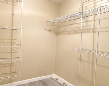 2312 S Cypress Bend Drive - Photo Thumbnail 41