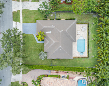 3317 Embassy Drive - Photo Thumbnail 40