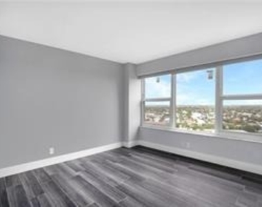 3800 Galt Ocean Drive - Photo Thumbnail 20