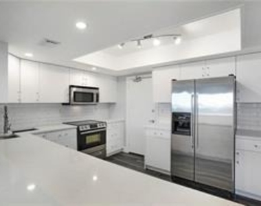 3800 Galt Ocean Drive - Photo Thumbnail 17