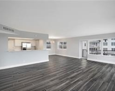 3800 Galt Ocean Drive - Photo Thumbnail 4