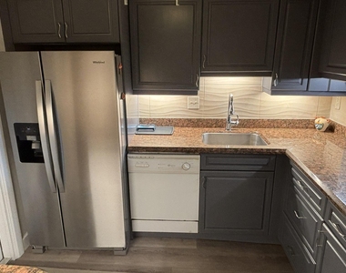 2668 Garden Drive N - Photo Thumbnail 1