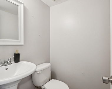 6500 Cypress Road - Photo Thumbnail 11