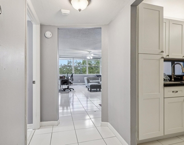 6500 Cypress Road - Photo Thumbnail 9