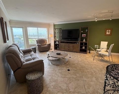 3700 Galt Ocean Drive - Photo Thumbnail 2