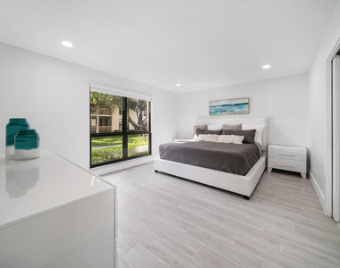 505 Brackenwood Place - Photo Thumbnail 10