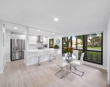 505 Brackenwood Place - Photo Thumbnail 2