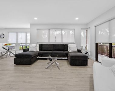 505 Brackenwood Place - Photo Thumbnail 6