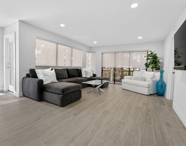 505 Brackenwood Place - Photo Thumbnail 7
