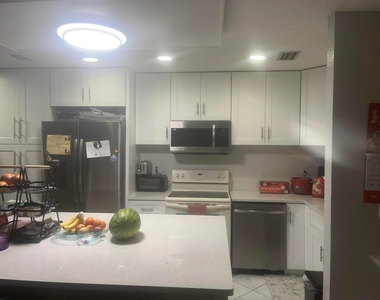 1322 Pines Lane - Photo Thumbnail 9