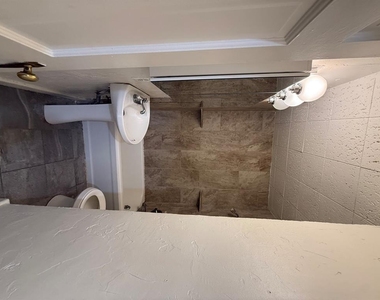 730 S Littler Avenue - Photo Thumbnail 15