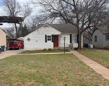 730 S Littler Avenue - Photo Thumbnail 1