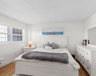 140 Ne 28th - Photo Thumbnail 9