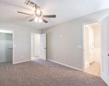 12500 Sw 4th Street - Photo Thumbnail 6