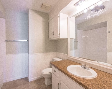 12500 Sw 4th Street - Photo Thumbnail 9
