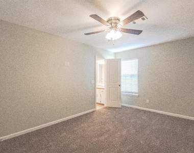 12500 Sw 4th Street - Photo Thumbnail 7