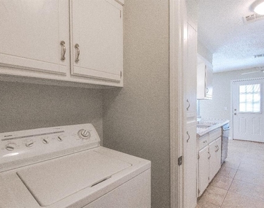12500 Sw 4th Street - Photo Thumbnail 5