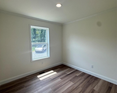 509 Bonner Street - Photo Thumbnail 9
