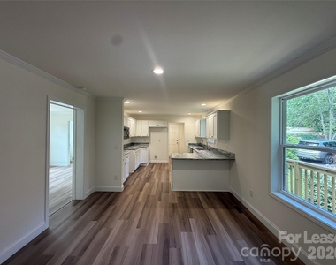509 Bonner Street - Photo Thumbnail 15