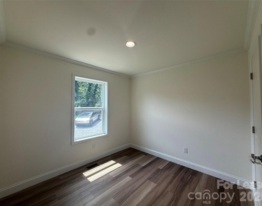 509 Bonner Street - Photo Thumbnail 10
