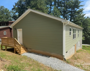 509 Bonner Street - Photo Thumbnail 4
