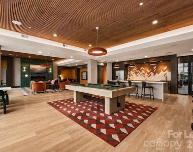 2222 N Tryon Street - Photo Thumbnail 12