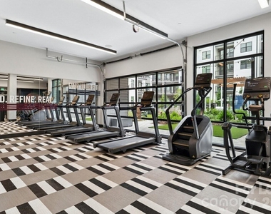 2222 N Tryon Street - Photo Thumbnail 19