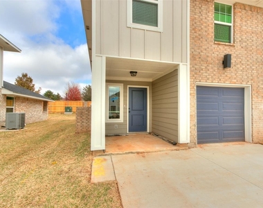 13007 Nw 3rd Court - Photo Thumbnail 3