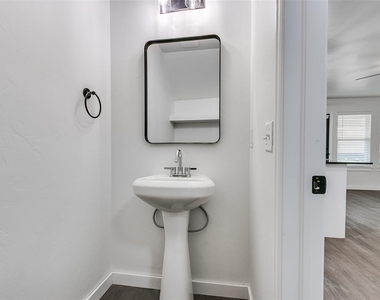 13007 Nw 3rd Court - Photo Thumbnail 21