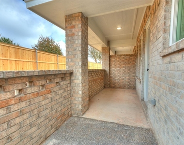 13007 Nw 3rd Court - Photo Thumbnail 6