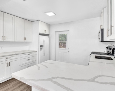 1845 Sherman Street - Photo Thumbnail 17