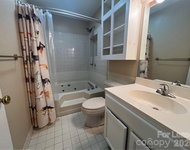 18817 Nautical Drive - Photo Thumbnail 8